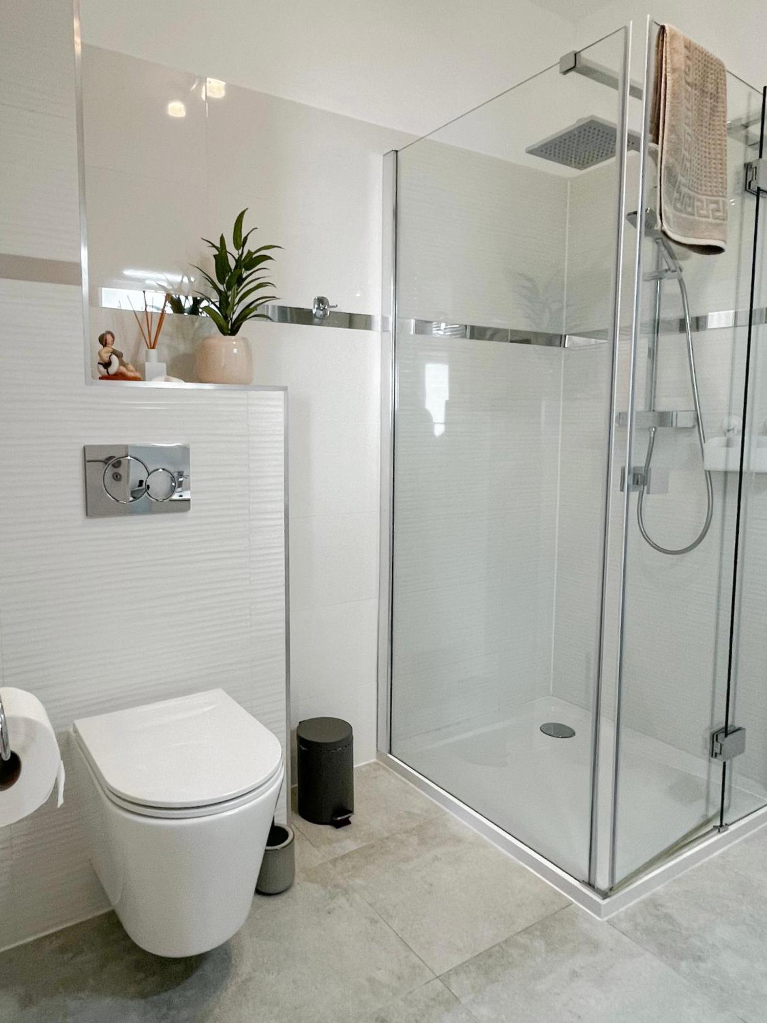 Napsugar Apartman Keszthely Esterno foto