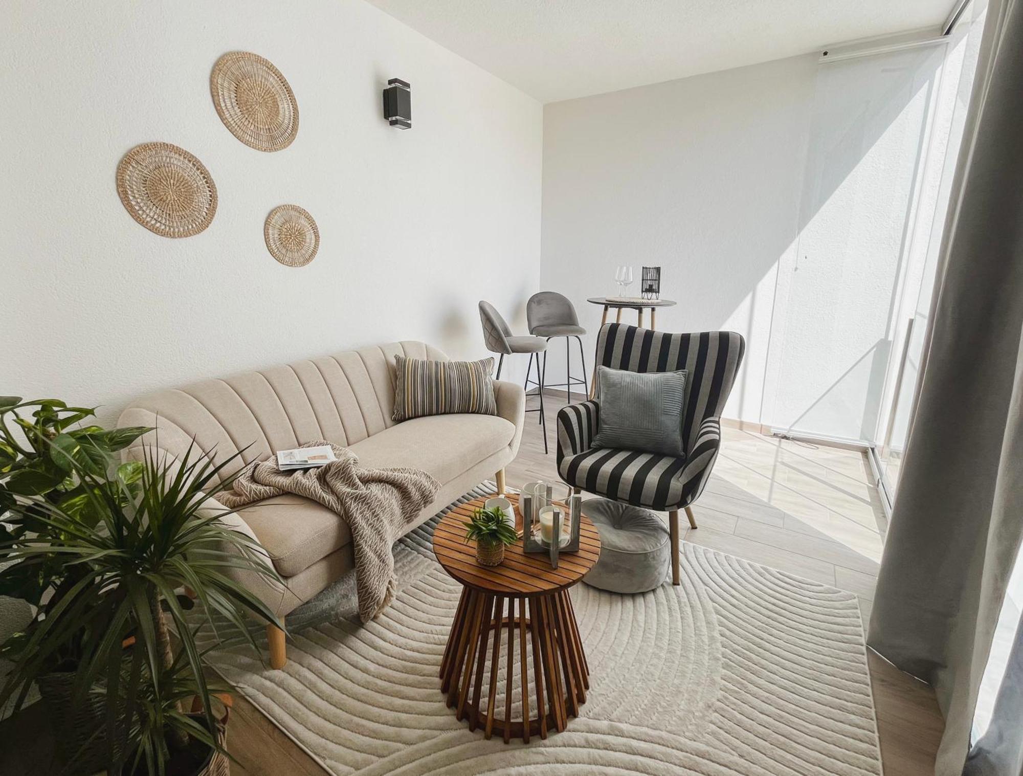 Napsugar Apartman Keszthely Esterno foto